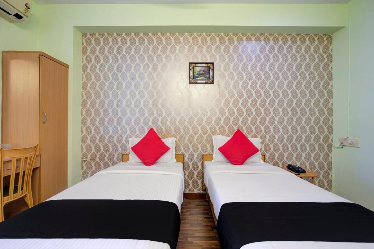 Oyo Flagship Amutha Residency Hotel Madrás Exterior foto